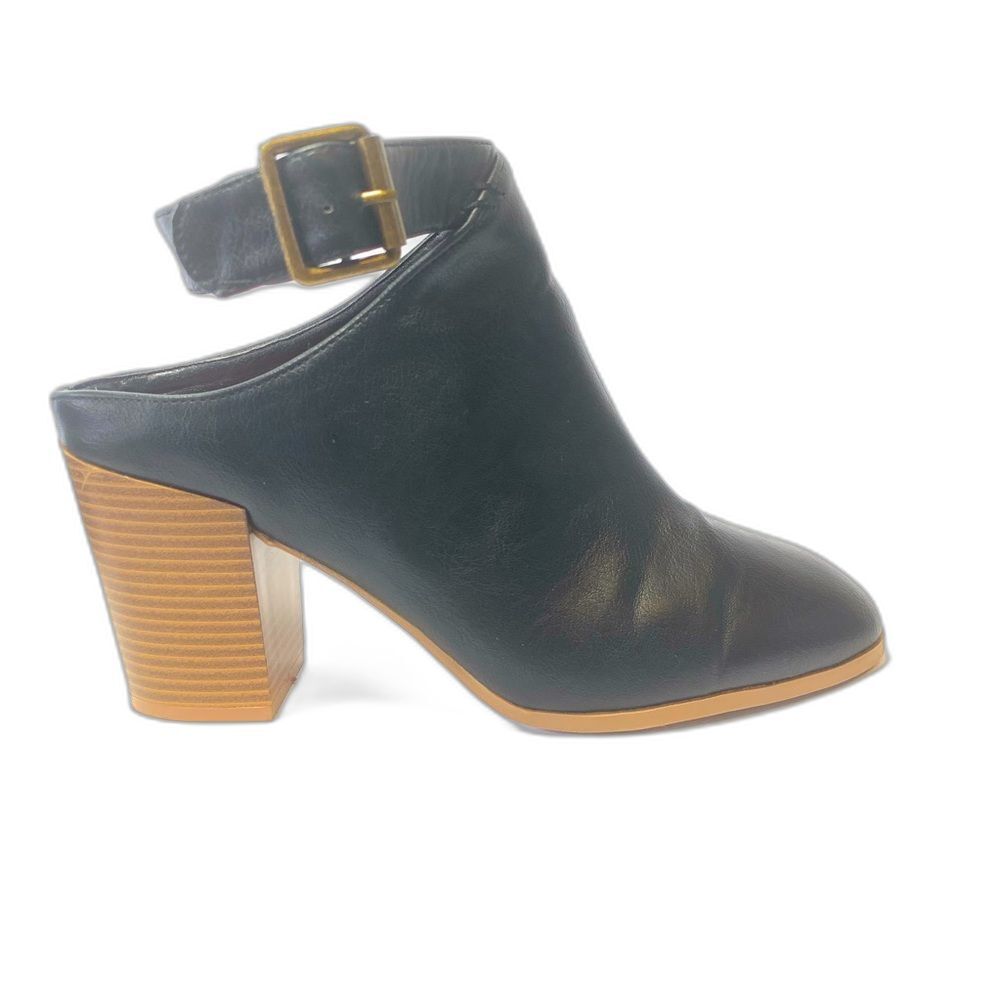 Qupid Black Ankle Strap Mules Size 10 Block Heel 3” Buckle Slip On Chic - Picture 2 of 7